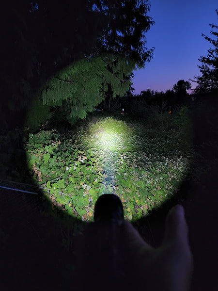Klarus XT12GTvn Pro Dual Switch Tactical Thrower