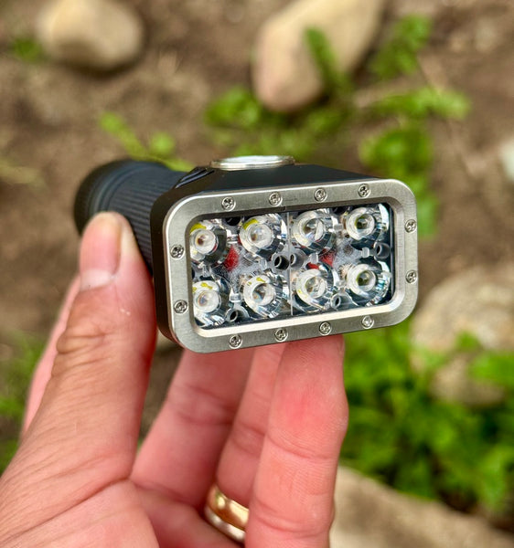 Emisar DT8Kvn42R- Ultra 21700 Carry R