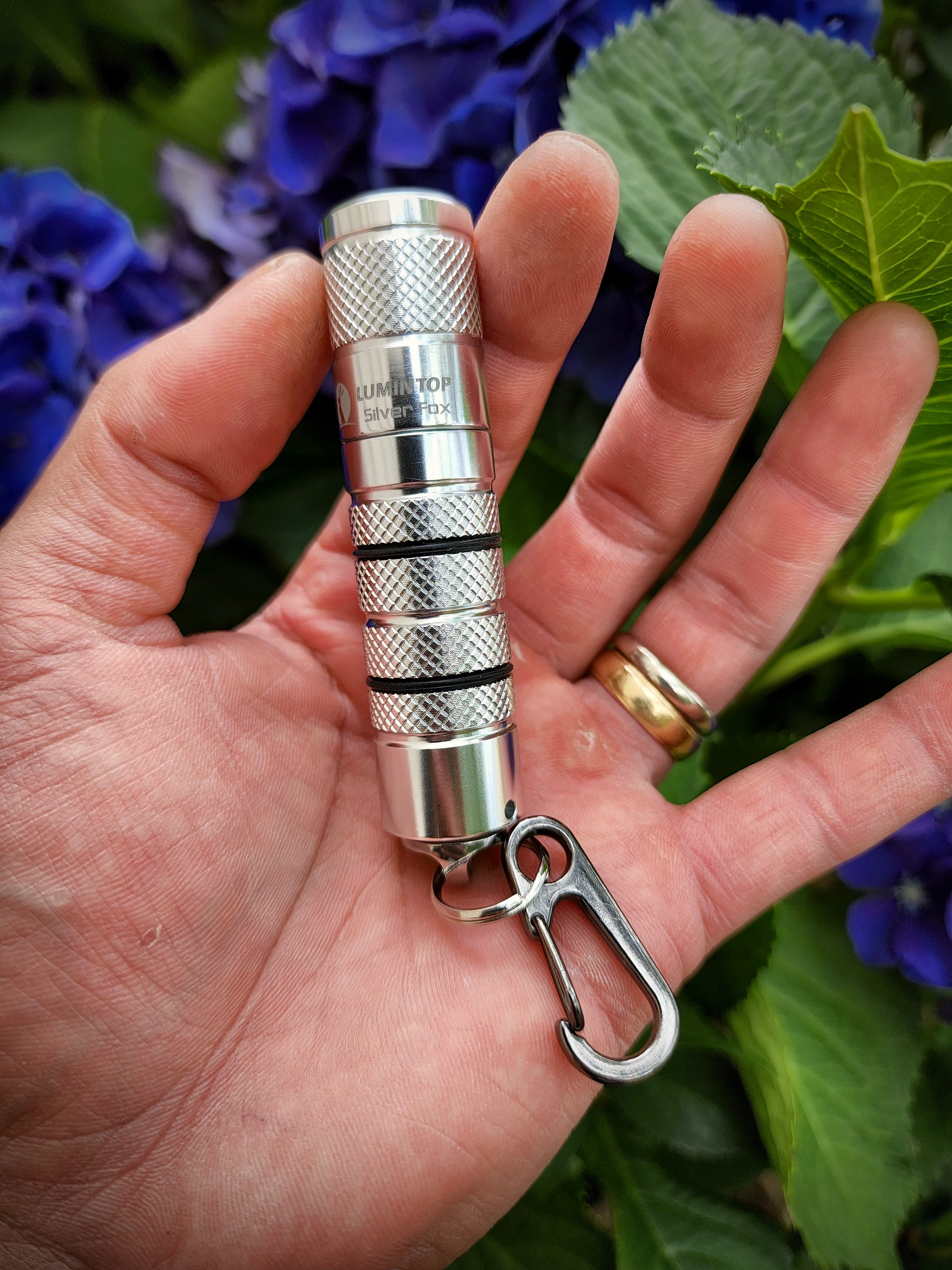 Lumintop Silver FoxVN - Best Keychain AA/14500 Light R - Sky Lumintop Silver FoxVN - Best Keychain AA/14500 Light R - Sky