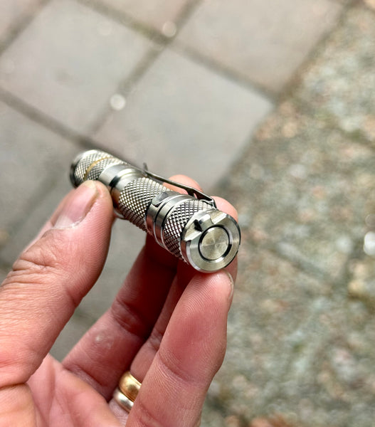 ONE-OFF Lumintop ToolVN Titanium E-Switch
