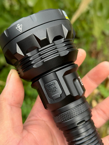 ONE-OFF Nitecore P40vn LEP Thrower Dual Beam