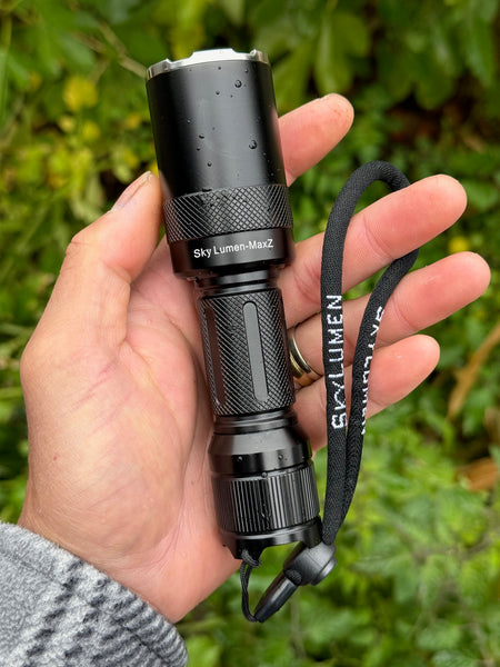 ONE-OFF Sky Lumen MaxZ Ultra Warm Zoomie