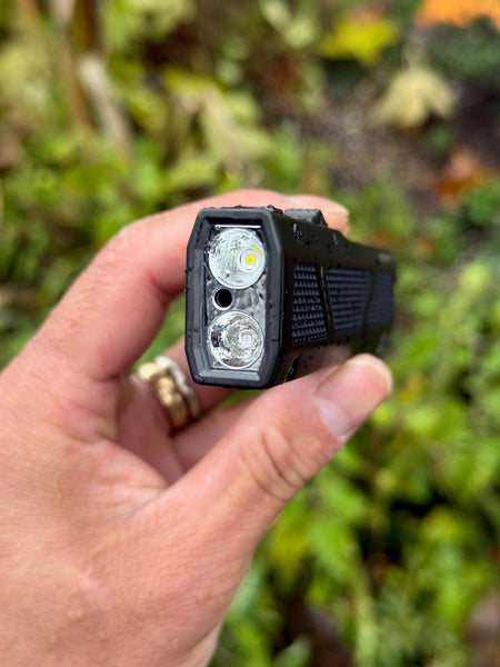 Nitecore EDC17 1500Lumen, Green Laser  & UV Switchblade Style