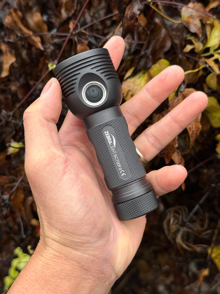 ONE-OFF Zebralight SC700FD