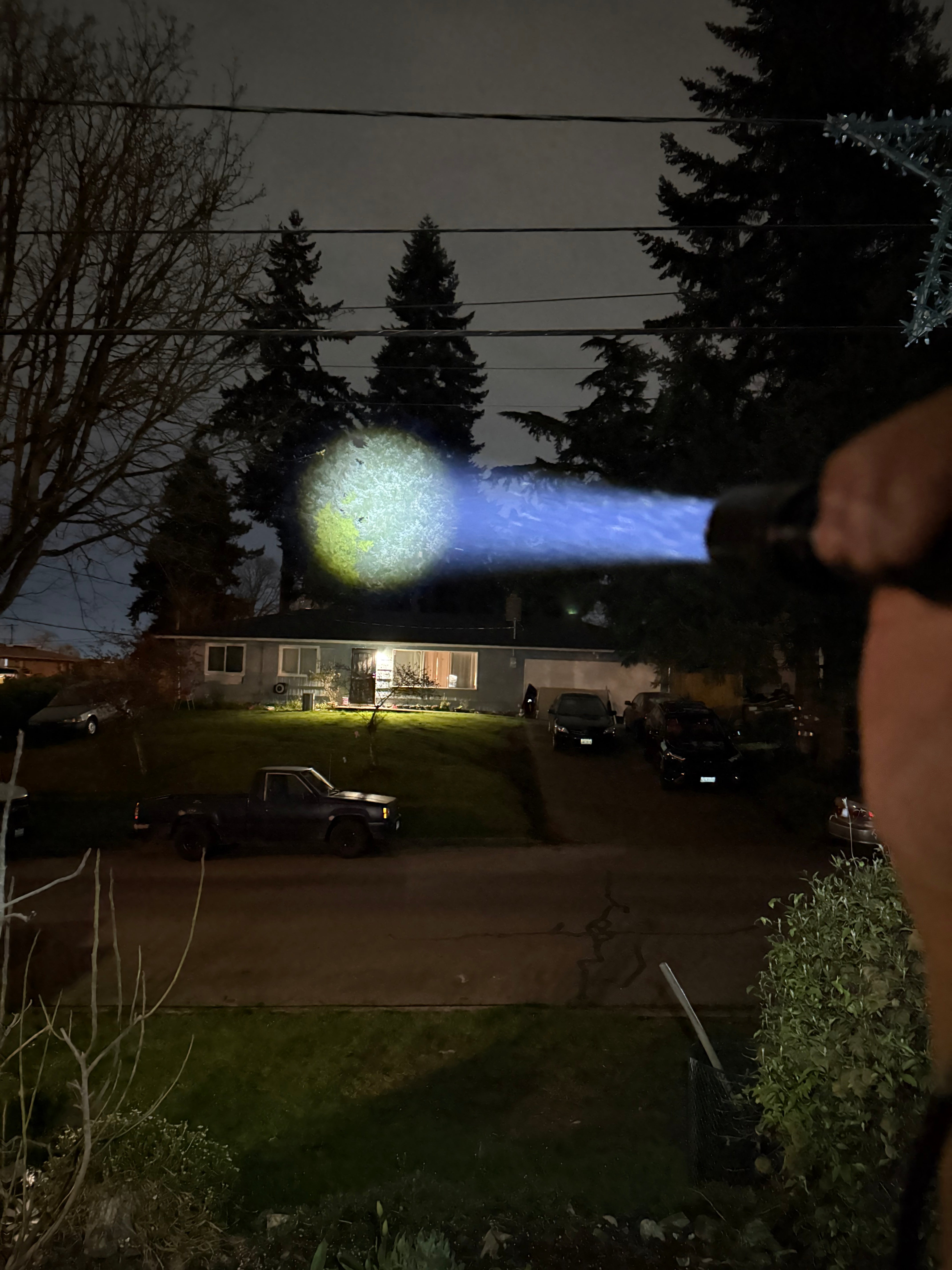 Sky Lumen MaxZ - 18650 Zoomie