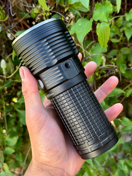 Amutorch DM90Svn - Ultra 4695 32,000mAh Thrower R