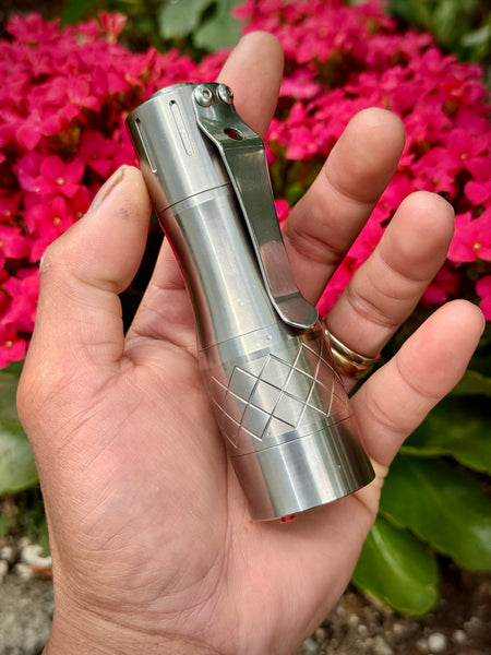 NLIGHTD L3vn - Brightest 18350/18650 Compact LEP R