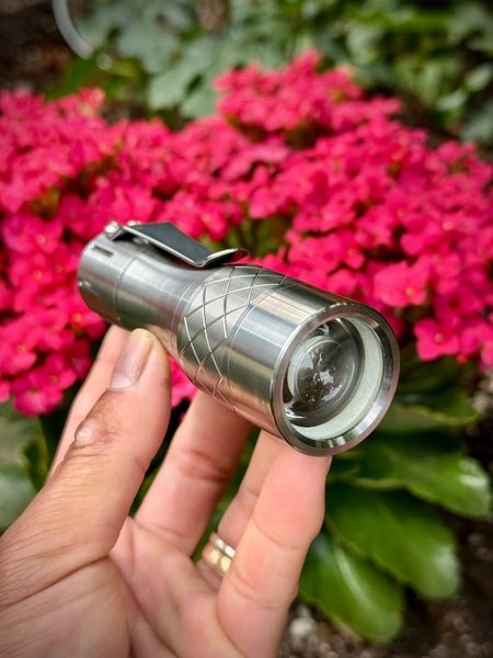 NLIGHTD L3vn - Brightest 18350/18650 Compact LEP R