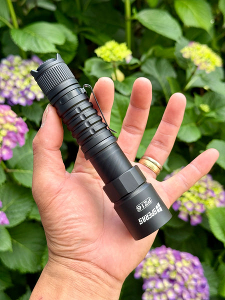 Speras PZ16vn - HCRI Art Conservation Examination Flashlight