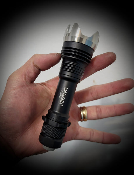 Manker StrikerVN  - Aggressive 18650 Compact Clicky Tactical R