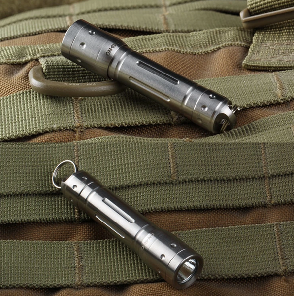 Convoy Stainless Keychain AAA Twisty 519a HCRI